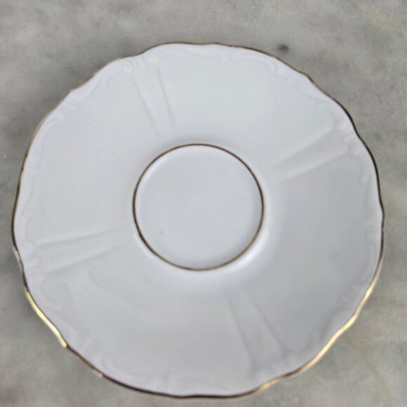 Vintage Gerold Perzellar Bavaria Demitasse Cup and Saucer Coat of Arms Berlin - Picture 3 of 8